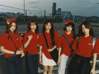 "LE SSERAFIM" đạt thứ hạng cao nhất trong số các nhóm nhạc nữ K-pop trên bảng xếp hạng "Đĩa đơn thường niên" của Oricon Nhật Bản.