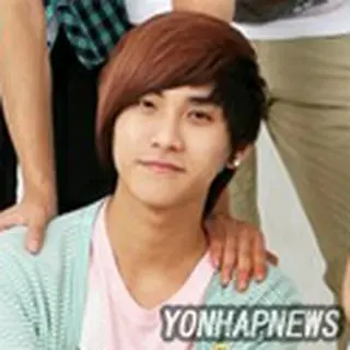 Song Sung Hyun（EX FTISLAND）