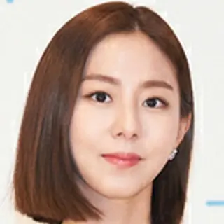 UEE（EX AFTERSCHOOL）
