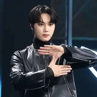 JU HAK NYEON（EX THE BOYZ）